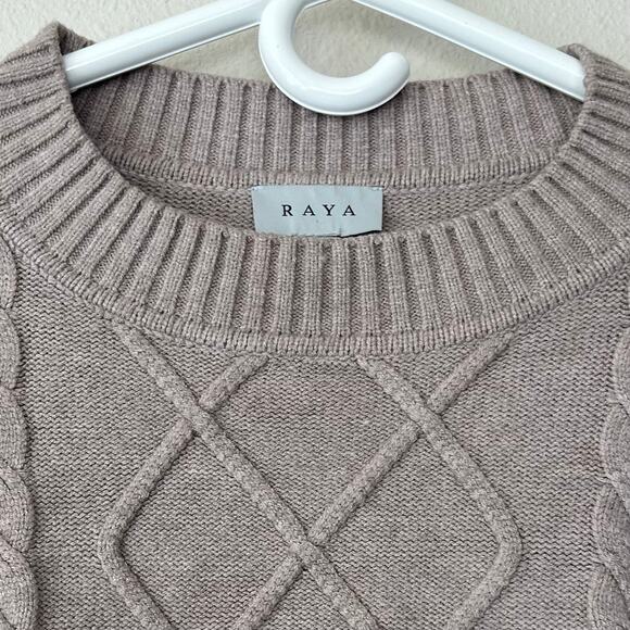 Raya cable chunky knit neutral sweater with ruffles sleeve detail stretch S - Picture 8 of 13
